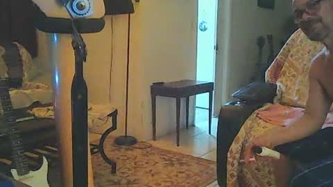 Snapshot of tomcatsawyer chatting on July 2026 01:03:01 AM sirmuggsalot online show from July 2026 01:03:01 AM