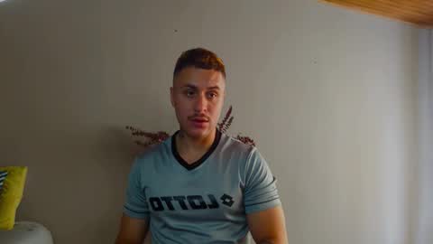 tomDavisXl online show from October 2025 04:26:01 PM