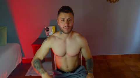 tomDavisXl online show from October 2025 09:59:02 PM