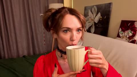 Snapshot of tomikavilandre chatting on July 2026 07:10:02 PM Lana online show from July 2026 07:10:02 PM