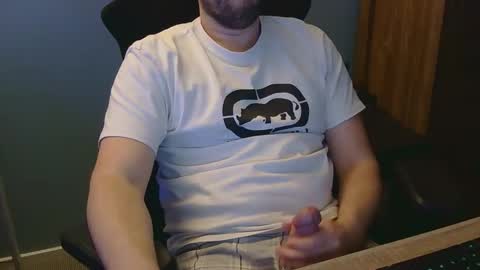 tomin3m online show from April 2026 06:35:01 PM