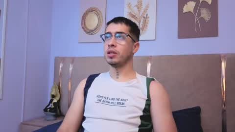 Snapshot of tommas_johnson chatting on May 2026 12:11:02 PM Tomas online show from May 2026 12:11:02 PM