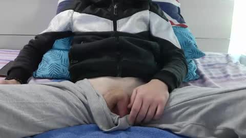 tommaso9046 online show from March 2026 03:03:02 PM