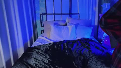 Tommie online show from November 2025 05:43:01 AM