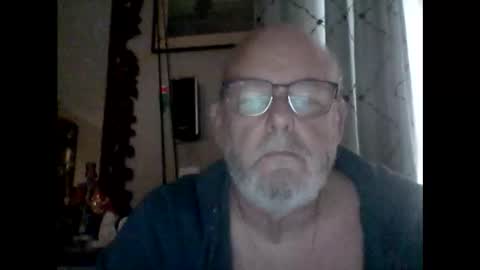 Tommie online show from October 2025 12:13:02 PM