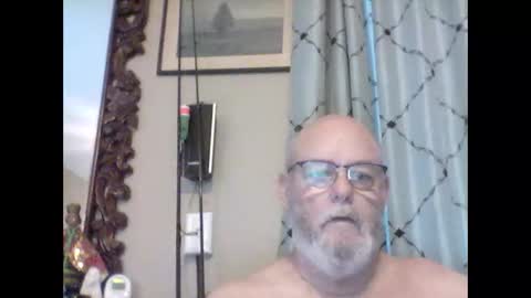 Tommie online show from November 2025 12:15:02 PM