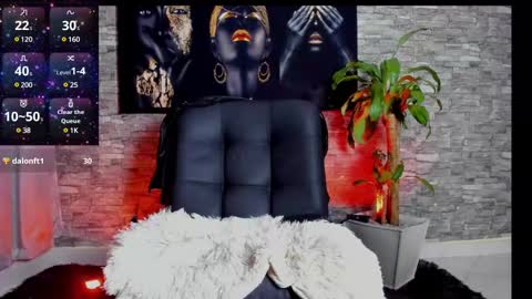 Snapshot of tommike388 chatting on December 2024 02:44:01 PM Tom Mike online show from December 2024 02:44:01 PM