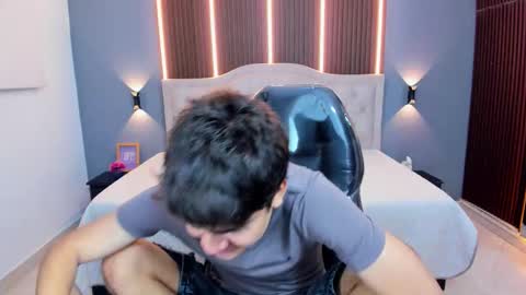 Tommy  online show from February 2026 03:12:02 AM