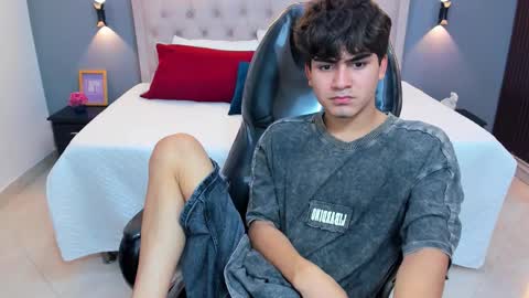 Tommy  online show from March 2026 03:28:02 AM