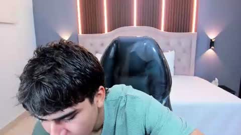 Snapshot of tommy18__ chatting on July 2026 03:30:01 AM Tommy online show from July 2026 03:30:01 AM
