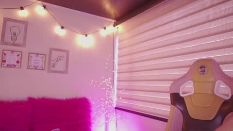 Blue  online show from April 2026 12:09:02 PM