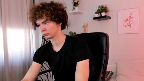 Tommy online show from October 2025 10:14:01 AM