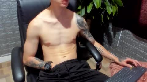 Tommy Slater online show from January 2026 06:42:02 PM