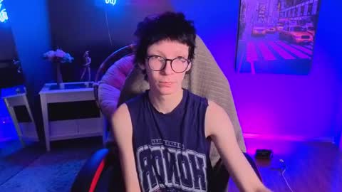 tommy_stars online show from April 2026 09:04:01 PM