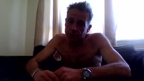 Snapshot of tommyandtomara chatting on May 2026 03:28:02 PM tommyandtomara online show from May 2026 03:28:02 PM