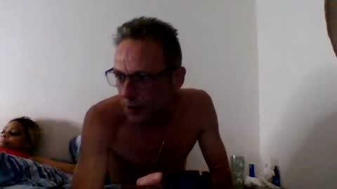 Snapshot of tommyandtomara chatting on June 2026 10:21:02 PM tommyandtomara online show from June 2026 10:21:02 PM