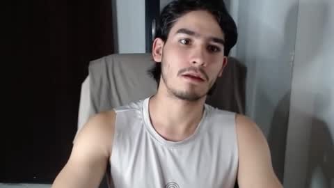 Snapshot of tommycutee21 chatting on May 2026 06:22:01 AM tommycutee21 online show from May 2026 06:22:01 AM