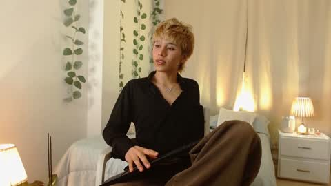 Snapshot of tommyfoxboy chatting on January 2025 11:22:01 PM Tommy Foxboy online show from January 2025 11:22:01 PM