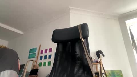 Snapshot of tommyg6420 chatting on October 2025 10:02:01 AM First Show ever 3 online show from October 2025 10:02:01 AM