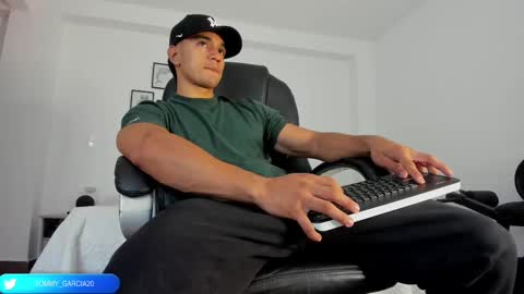 Instagram t garcia69 online show from February 2025 04:25:02 PM