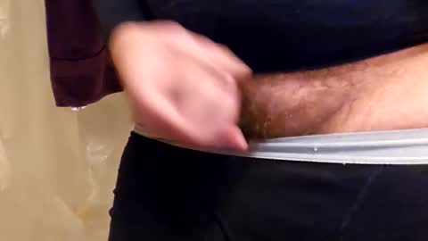 Snapshot of tommypressure chatting on December 2024 01:58:02 AM tommypressure online show from December 2024 01:58:02 AM