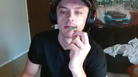 Snapshot of tommystrokes_ chatting on April 2026 02:44:01 PM Tommy Strokes online show from April 2026 02:44:01 PM