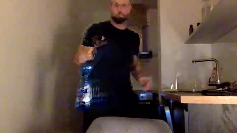 Thomas Fit online show from February 2025 09:02:01 PM