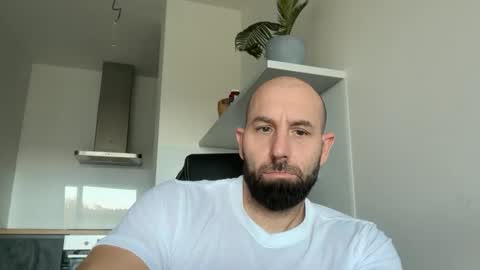 Thomas Fit online show from October 2025 06:46:02 AM