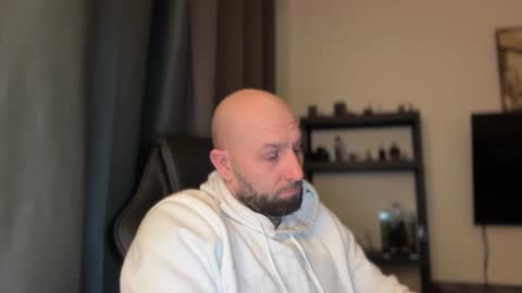 Thomas Fit online show from February 2026 06:50:02 PM