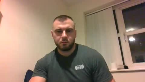 Snapshot of tommyy19901 chatting on November 2025 06:32:01 PM tommyy19901 online show from November 2025 06:32:01 PM