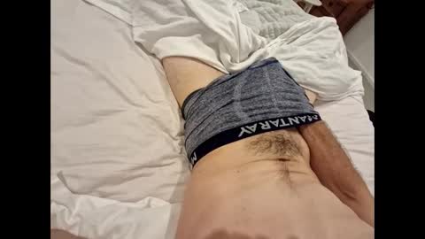 Snapshot of tomnomm chatting on October 2025 02:17:02 PM tomnomm online show from October 2025 02:17:02 PM