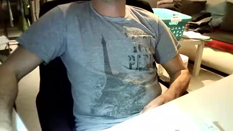 Tom online show from December 2024 06:38:01 PM