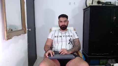 Snapshot of tomy_johnson2 chatting on December 2024 08:12:02 PM Tomas jhonson online show from December 2024 08:12:02 PM