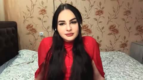 Snapshot of tondamikhail chatting on February 2026 03:10:01 PM Bella online show from February 2026 03:10:01 PM