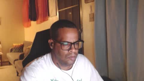 Antonio online show from February 2026 02:45:01 AM