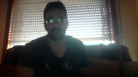 toni640128 online show from October 2025 05:22:02 PM