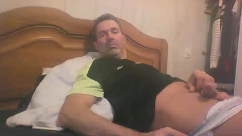 tonio358965 online show from September 2025 06:31:02 PM