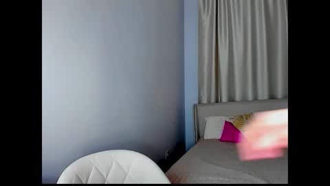 Tony and Alice online show from December 2025 07:51:02 PM