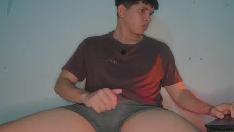 Snapshot of tony_marz chatting on May 2026 04:52:02 AM tony_marz online show from May 2026 04:52:02 AM