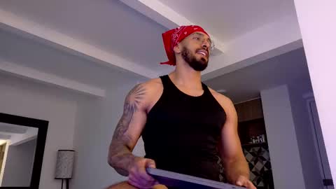 tony muscle1 online show from November 2025 09:19:02 PM