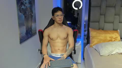 tony_petrov online show from September 2025 08:14:01 AM