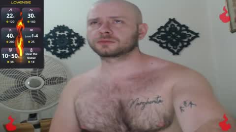 Snapshot of tony_white_7 chatting on April 2026 01:19:02 AM TONY online show from April 2026 01:19:02 AM