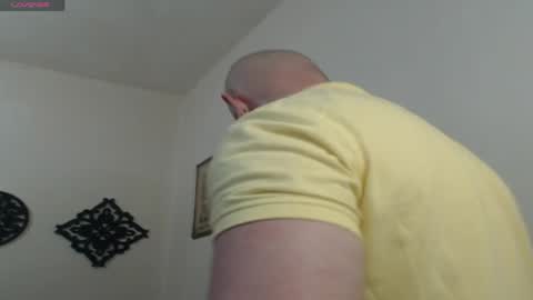 Snapshot of tony_white_7 chatting on April 2026 01:21:02 AM TONY online show from April 2026 01:21:02 AM