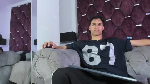 Snapshot of tonybenedetti chatting on July 2026 09:08:01 PM Tony Benedetti online show from July 2026 09:08:01 PM