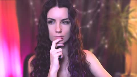 Snapshot of too_beautiful chatting on December 2024 05:18:02 PM Elizabeth online show from December 2024 05:18:02 PM