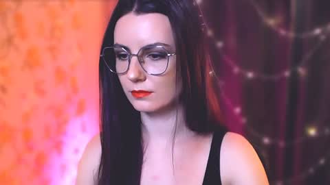 Snapshot of too_beautiful chatting on January 2025 08:07:01 PM Elizabeth online show from January 2025 08:07:01 PM