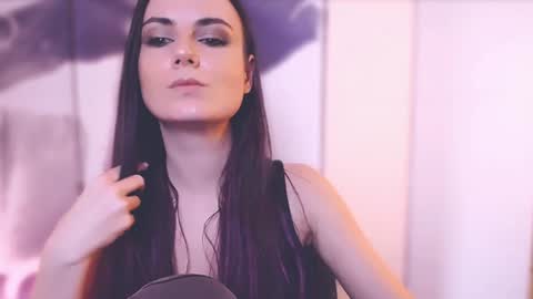 Snapshot of too_beautiful chatting on January 2025 09:13:01 PM Elizabeth online show from January 2025 09:13:01 PM