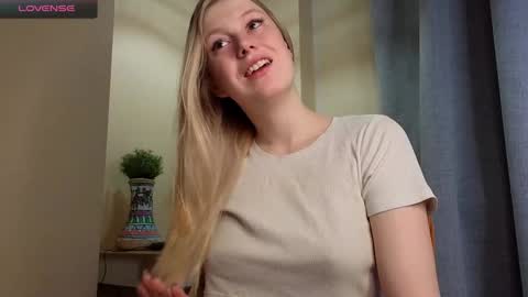 Hey hey Im Megan Pvt open. Im very glad to see you here online show from February 2025 03:11:02 AM