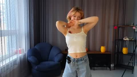 Hey hey Im Megan Pvt open. Im very glad to see you here online show from April 2026 08:20:02 AM