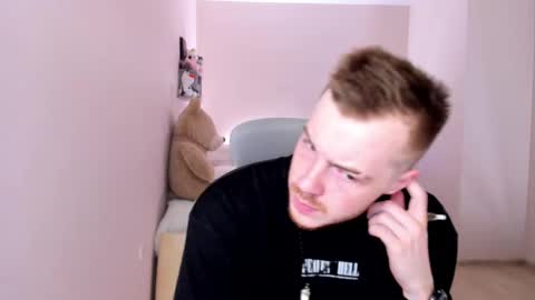 Snapshot of toohornyserj chatting on March 2025 09:37:01 PM toohornyserj online show from March 2025 09:37:01 PM